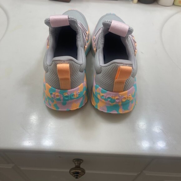 adidas sneakers for girls - Picture 2 of 4